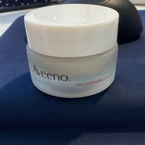Aveeno Calm & Restore Age Renewal Eye Gel NWT